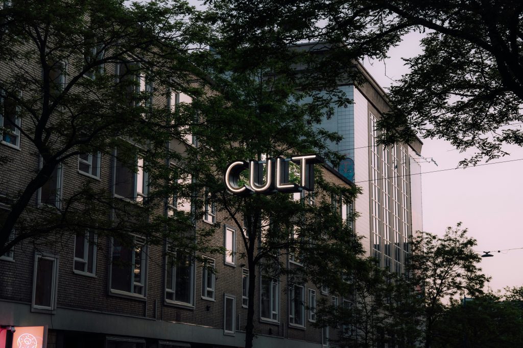What’s the Difference Between A Religion and a Cult?